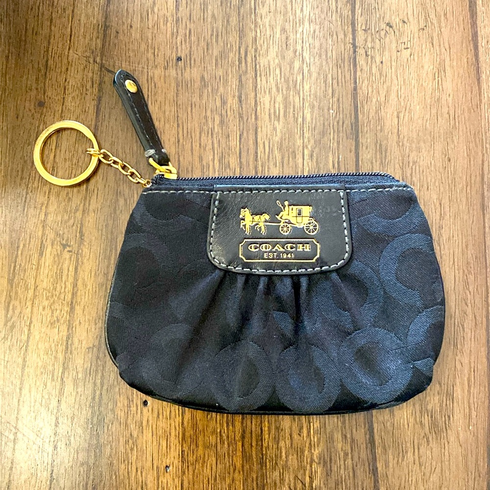 Coach coin purse key chain. Great condition.